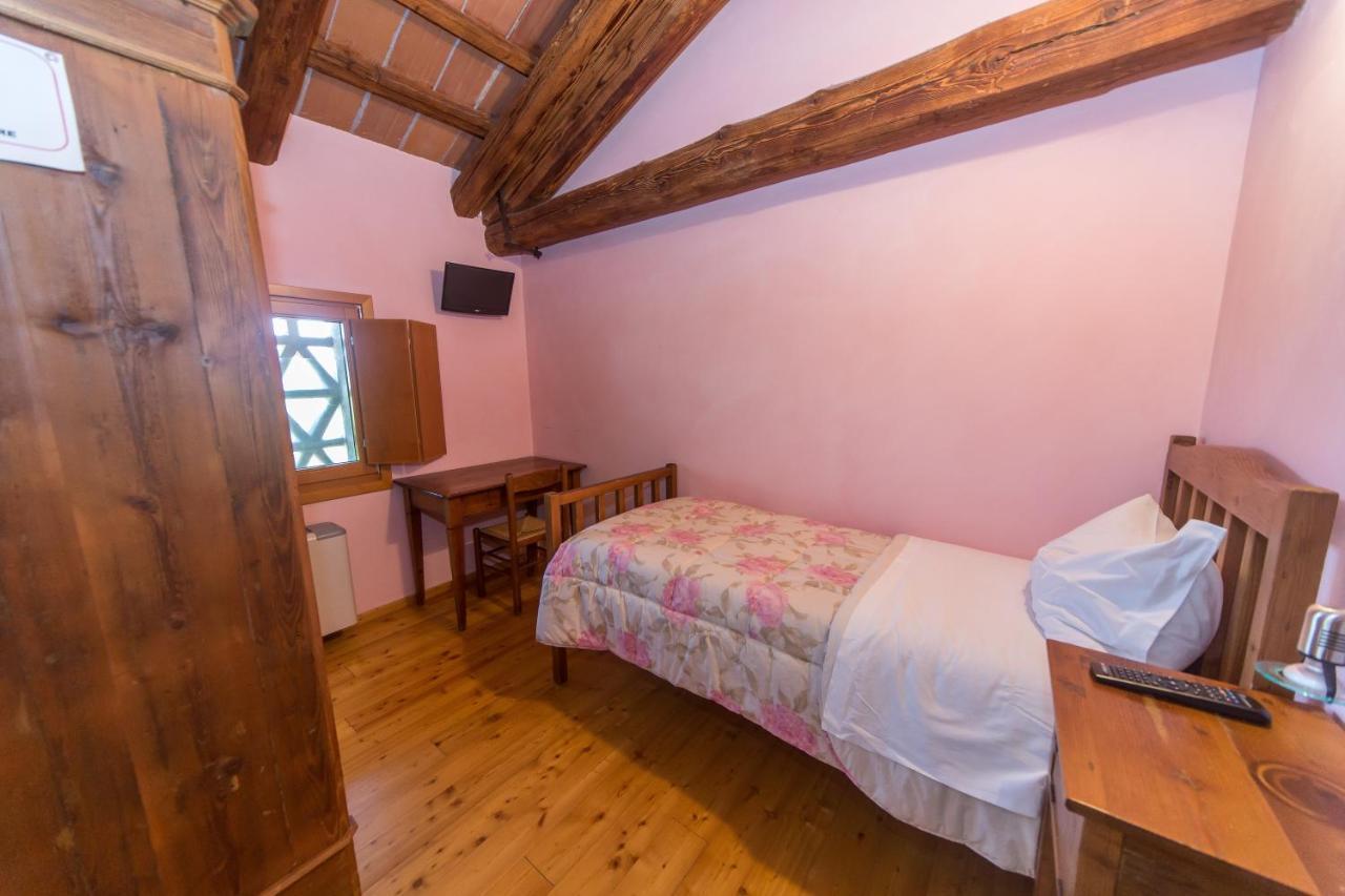 Agriturismo Cjasal Di Pition Pozzuolo del Friuli Buitenkant foto